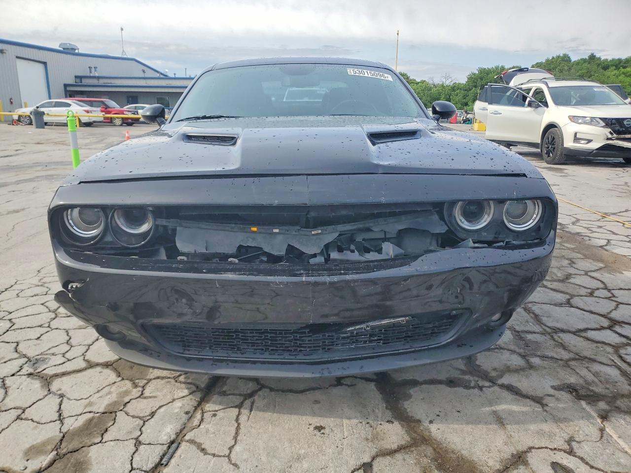 2021 Dodge Challenger Sxt - zdjęcie 5