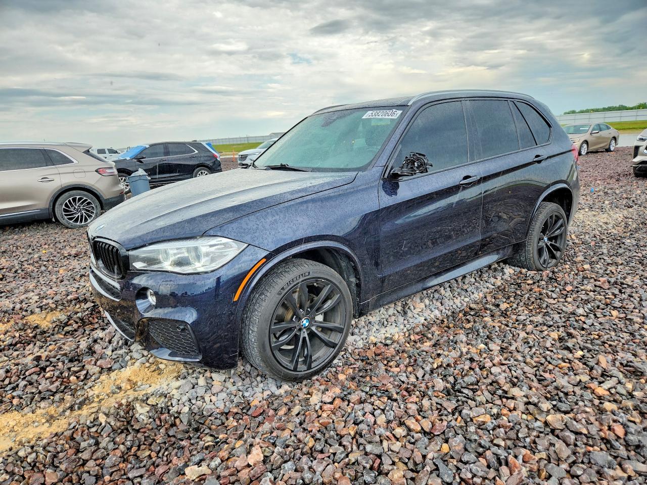 2017 BMW X5 xDrive35I - zdjęcie główne