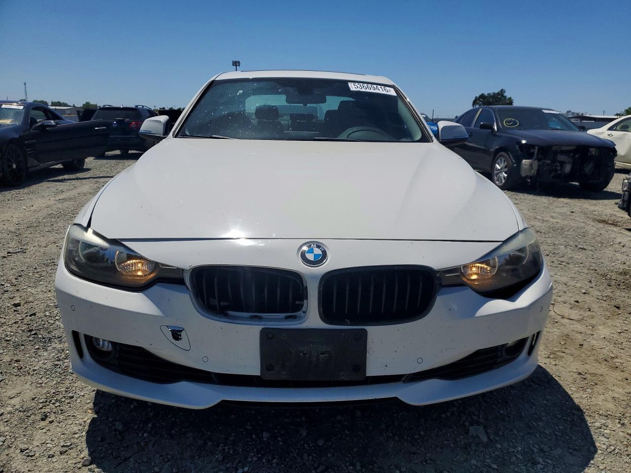 2015 BMW 328 I - zdjęcie 5