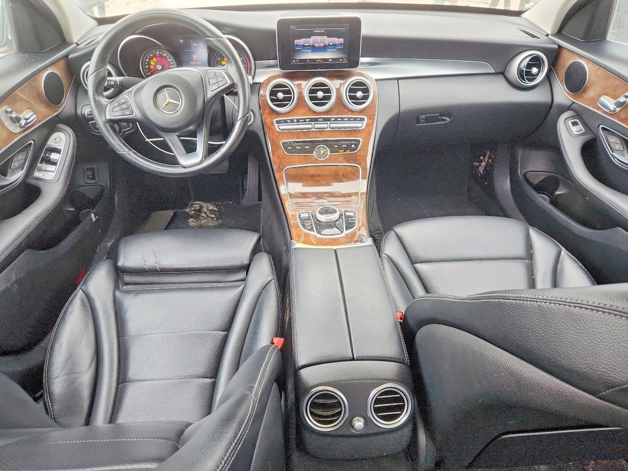 2017 Mercedes-Benz C 300 - zdjęcie 9