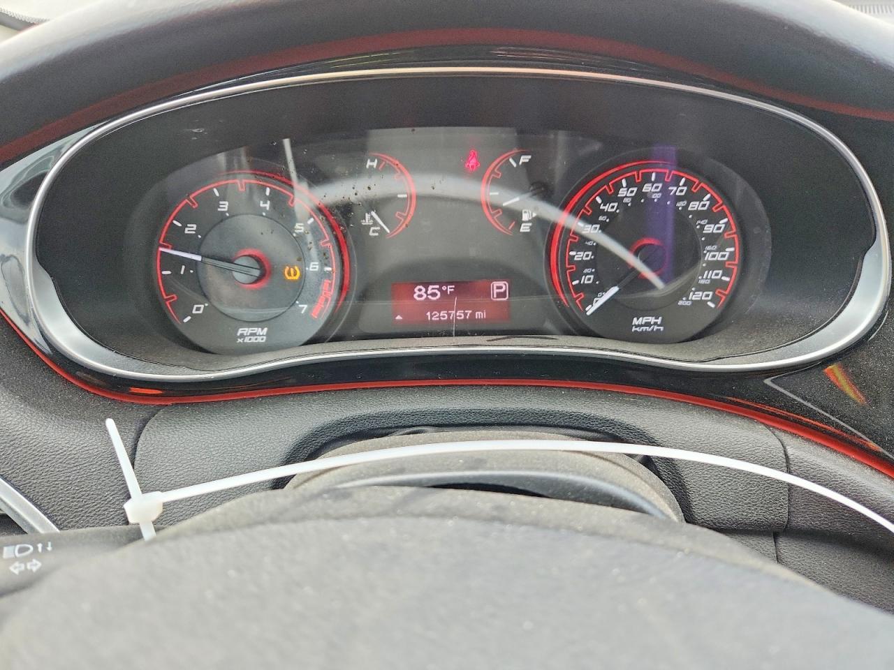 2015 Dodge Dart Sxt - zdjęcie 9
