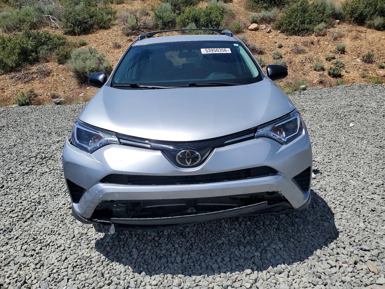 2017 Toyota Rav4 Le - zdjęcie 5