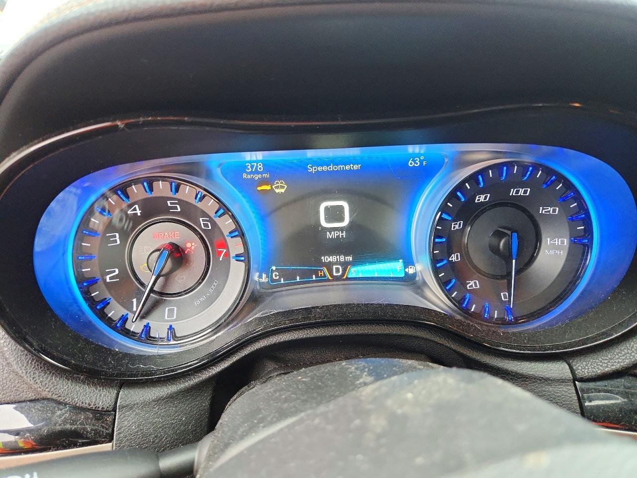 2016 Chrysler 300 S - zdjęcie 9
