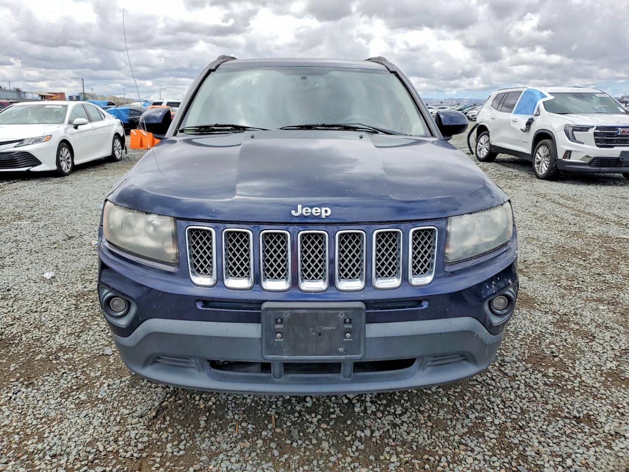 2016 Jeep Compass Latitude - zdjęcie 5