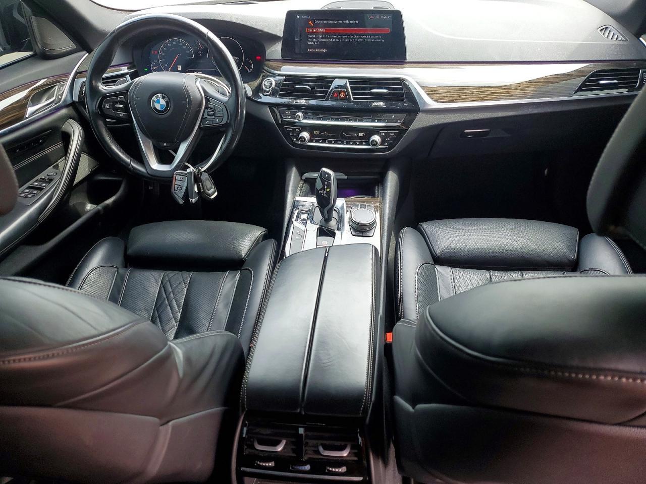 2019 BMW Seria 5 540i - zdjęcie 8