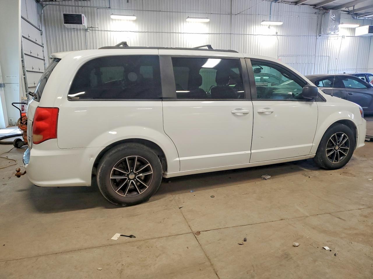 2018 Dodge Grand Caravan Gt - zdjęcie 3