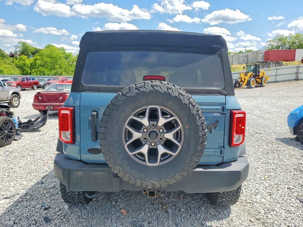 2023 Ford Bronco Base - zdjęcie 6