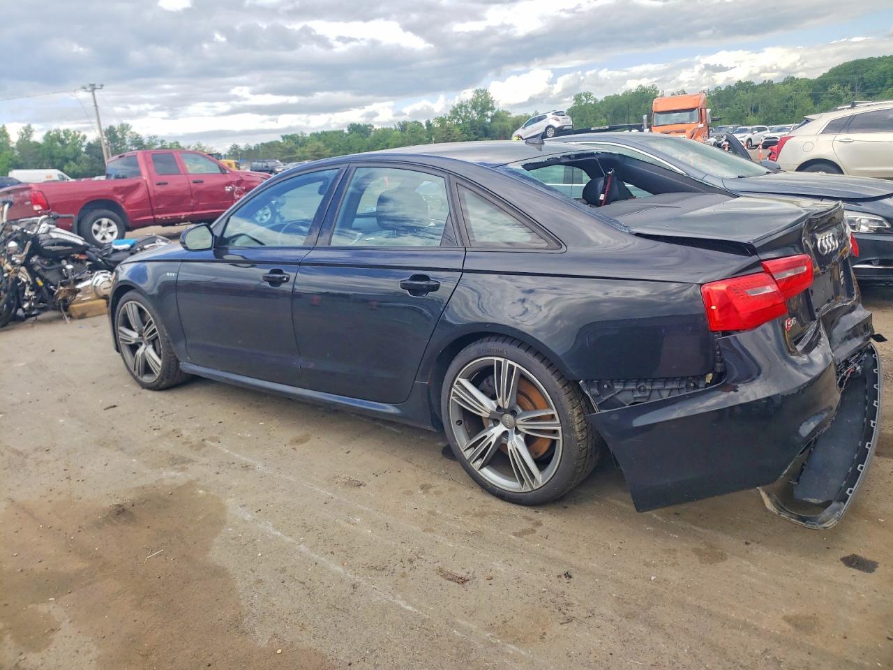 Audi S6 - zdjęcie 2