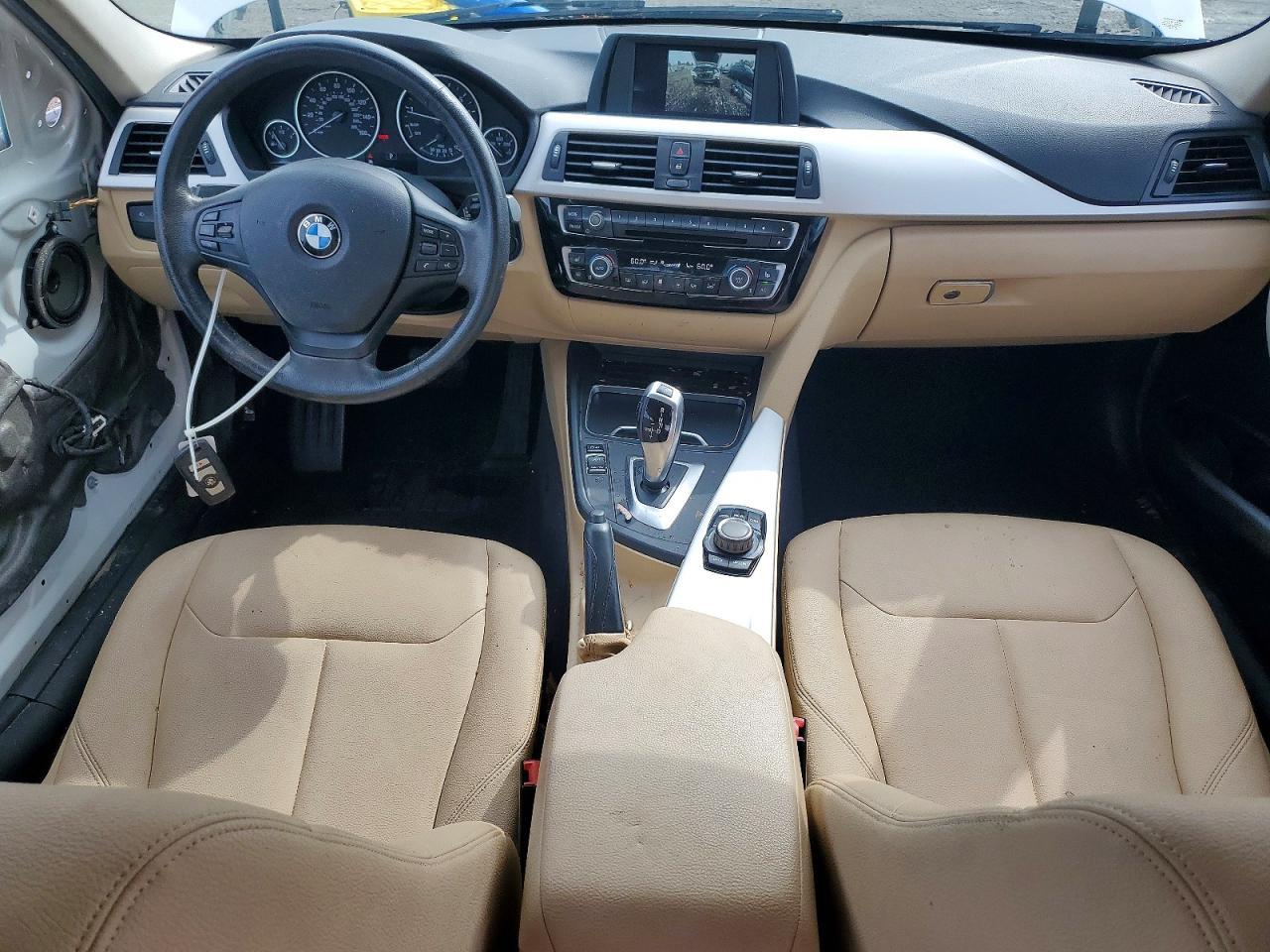 2018 BMW Seria 3 320i - zdjęcie 8