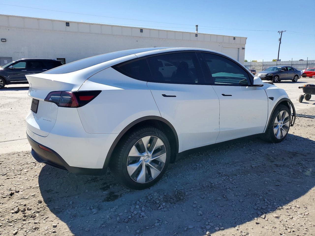 2023 Tesla Model Y - zdjęcie 3