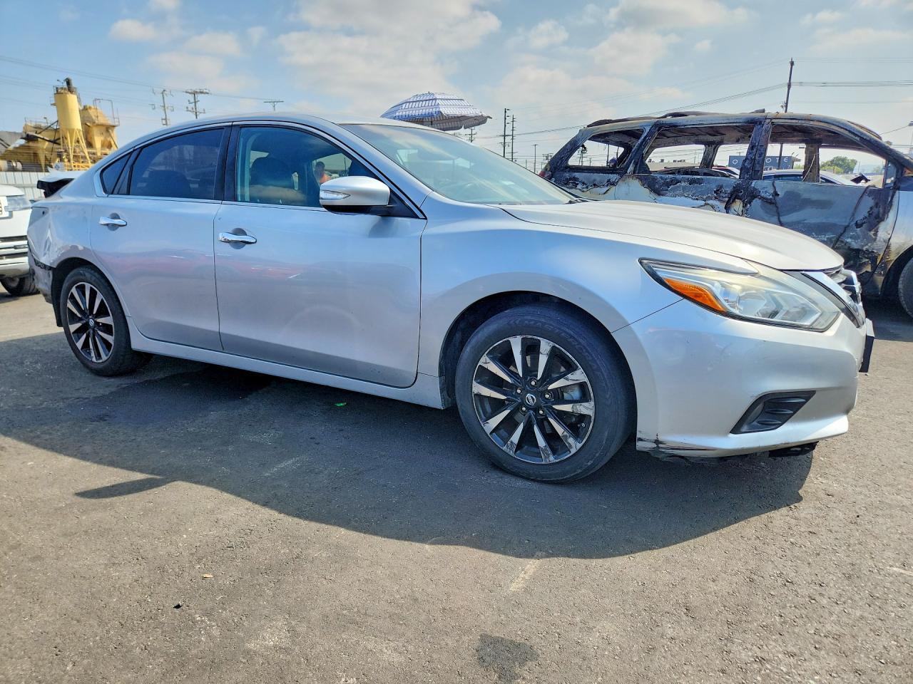 2018 Niss Altima - zdjęcie 4