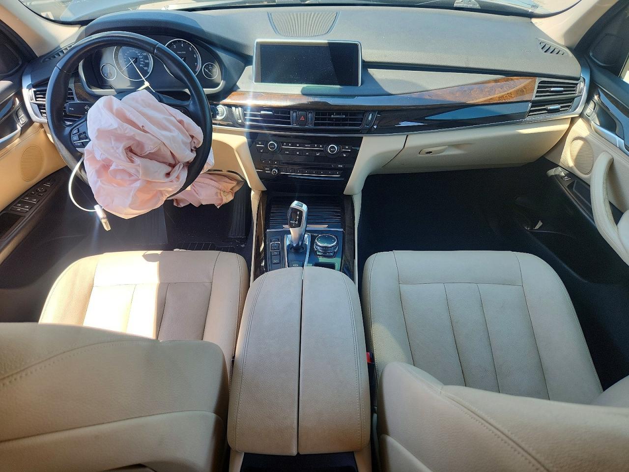 2016 BMW X5 xDrive35I - zdjęcie 8