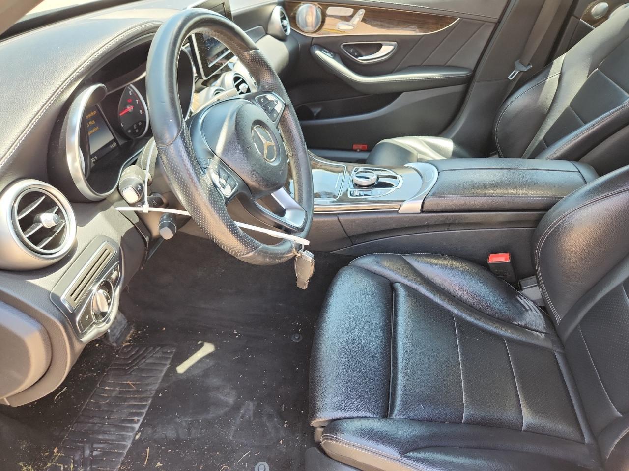 2017 Mercedes-Benz C 300 4Matic - zdjęcie 7