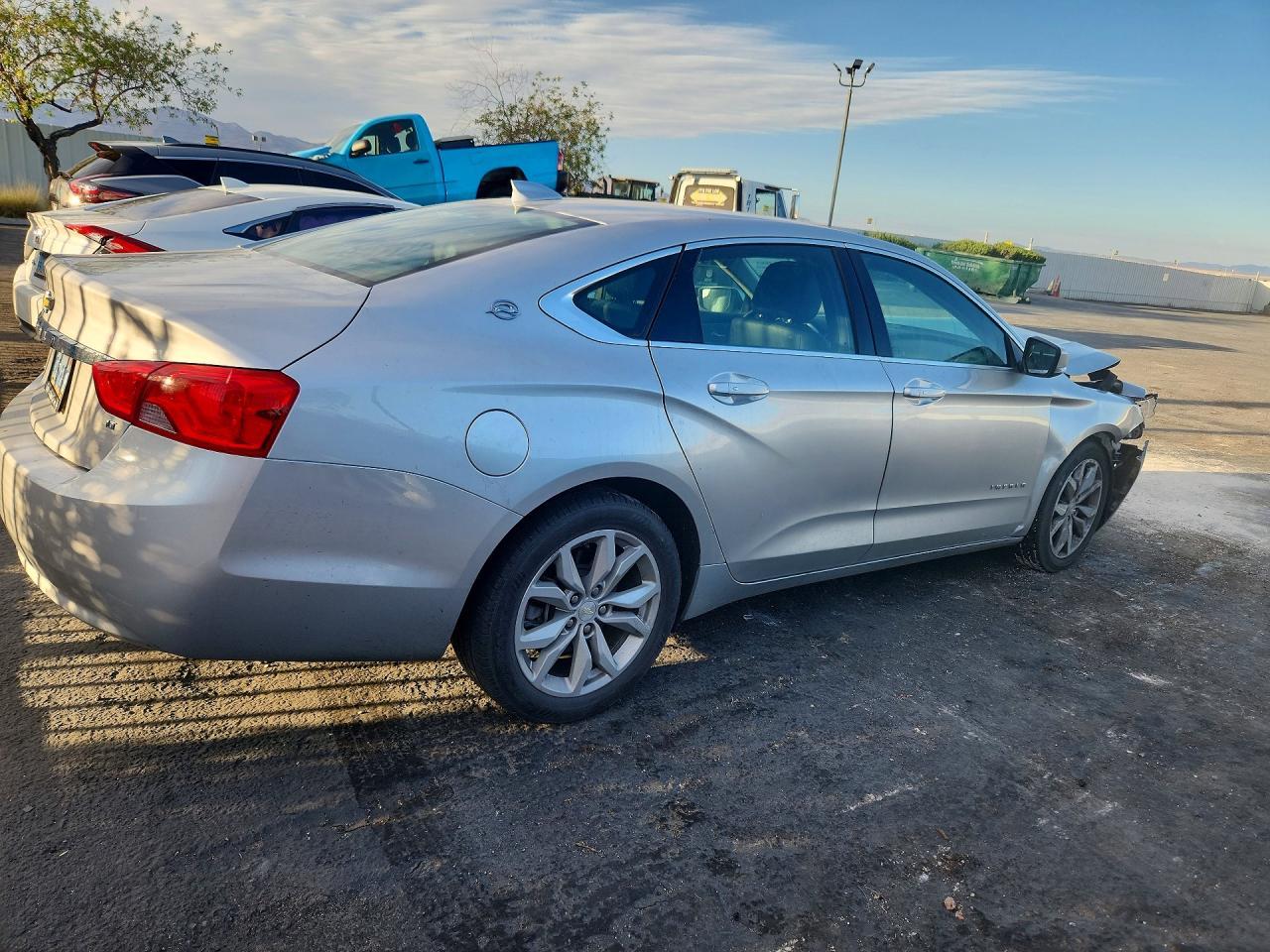 2019 Chevrolet Impala Lt - zdjęcie 3