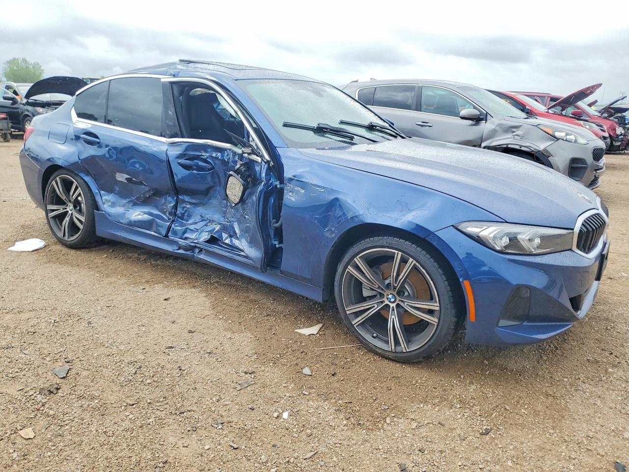 2024 BMW 330Xi - zdjęcie 4