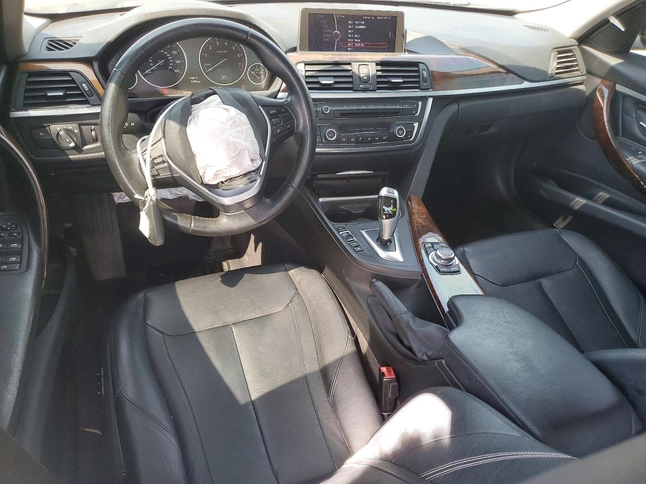 2013 BMW 335 I - zdjęcie 8