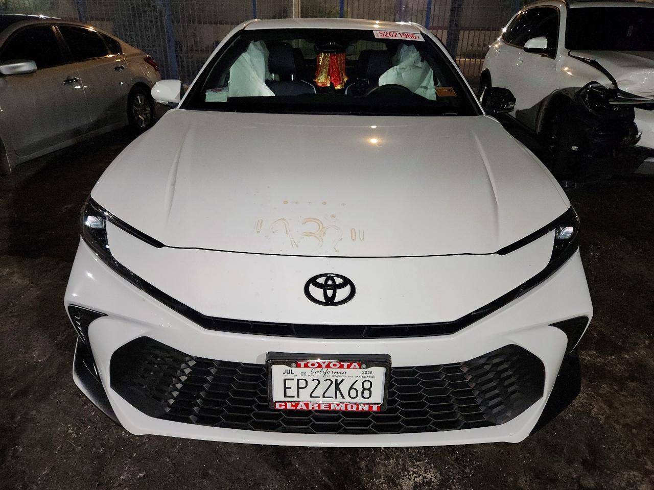 2026 Toyota Camry Se - zdjęcie 5