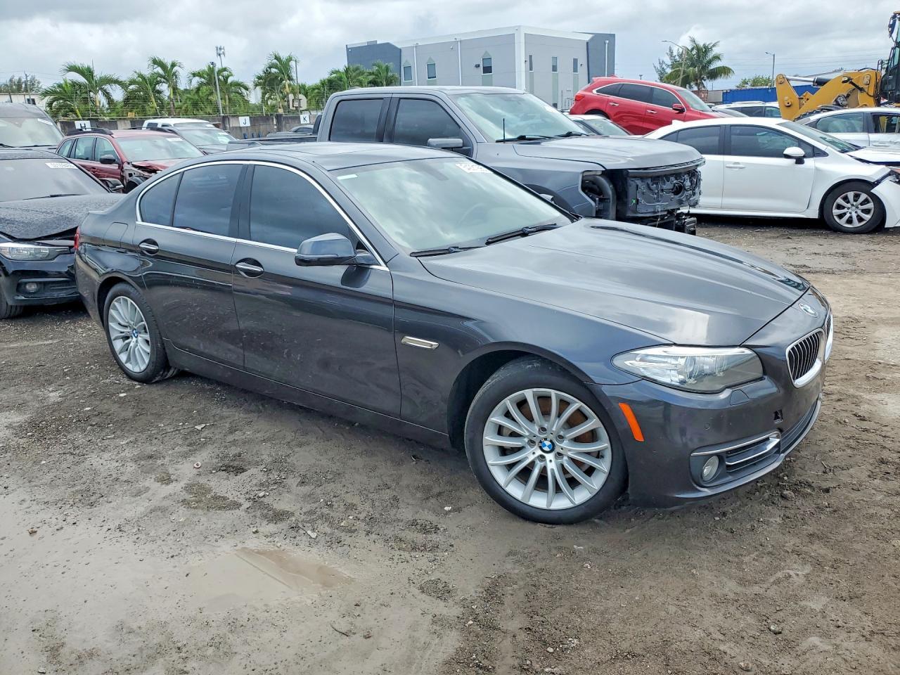 2016 BMW 528 Xi - zdjęcie 4