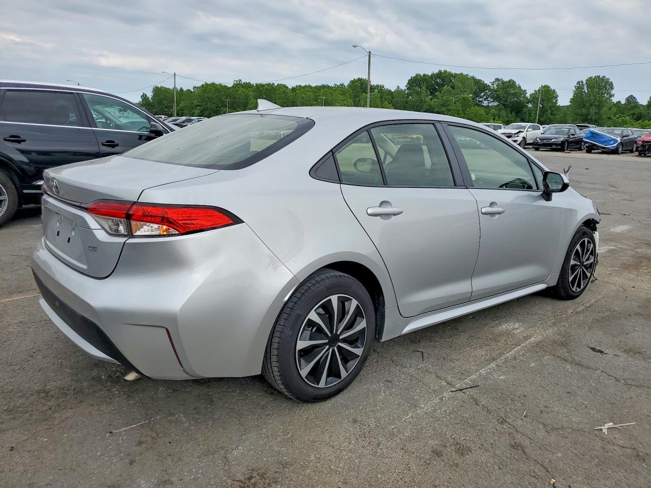 2020 Toyota Corolla Le - zdjęcie 3