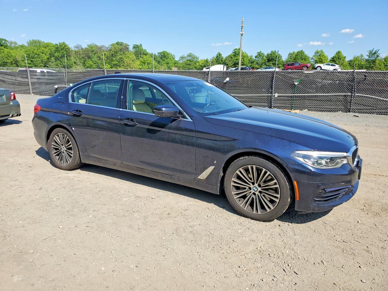 2019 BMW Seria 5 530e - zdjęcie 4