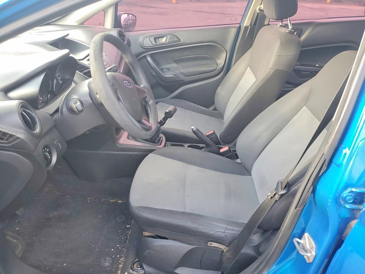 2016 Ford Fiesta S - zdjęcie 7