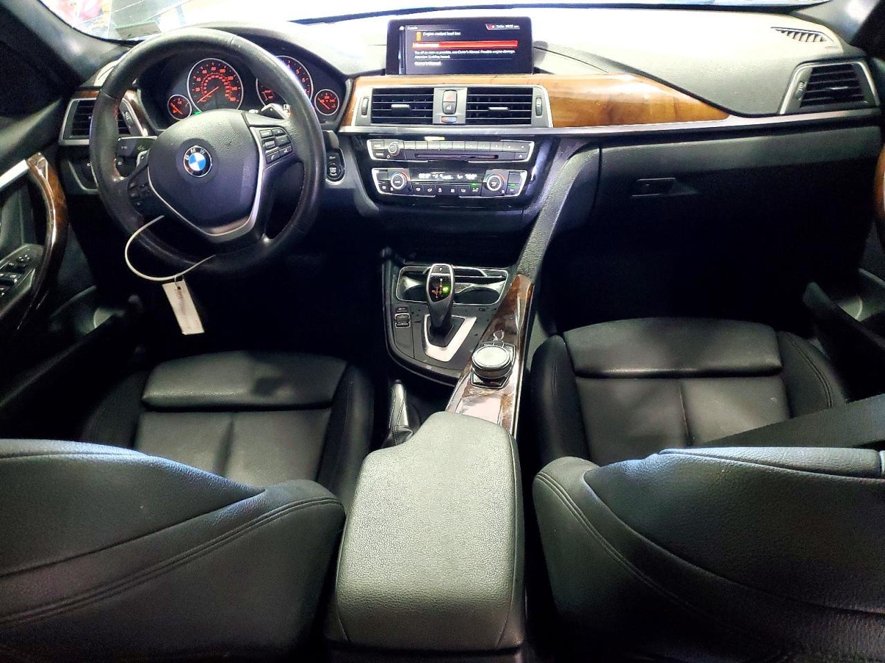 2018 BMW 330 I - zdjęcie 8