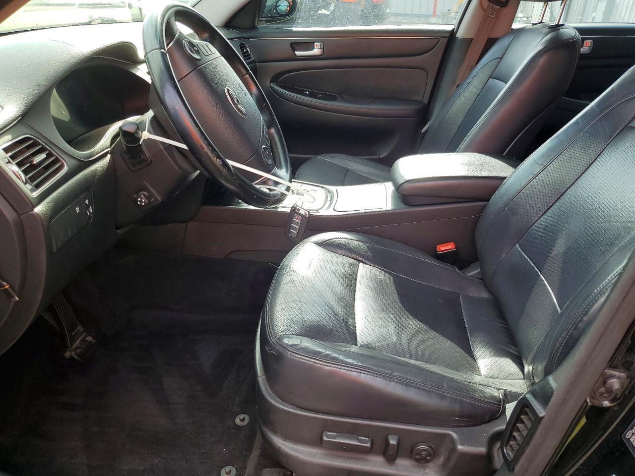 2014 Hyundai Genesis 3.8L - zdjęcie 7