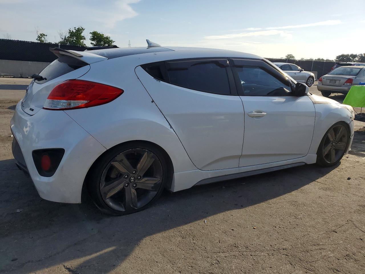 2015 Hyundai Veloster Turbo - zdjęcie 3