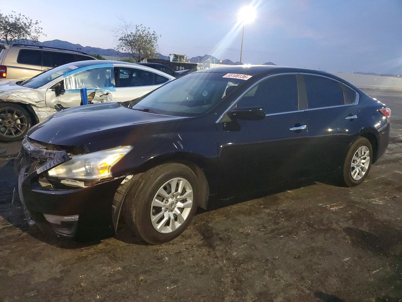 2015 Nissan Altima 2.5 S - zdjęcie główne