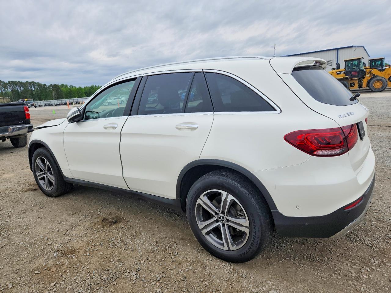 2020 Mercedes Benz Glc 300 4Matic - zdjęcie 2