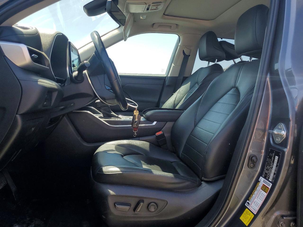 2020 Toyota Highlander Xle - zdjęcie 7