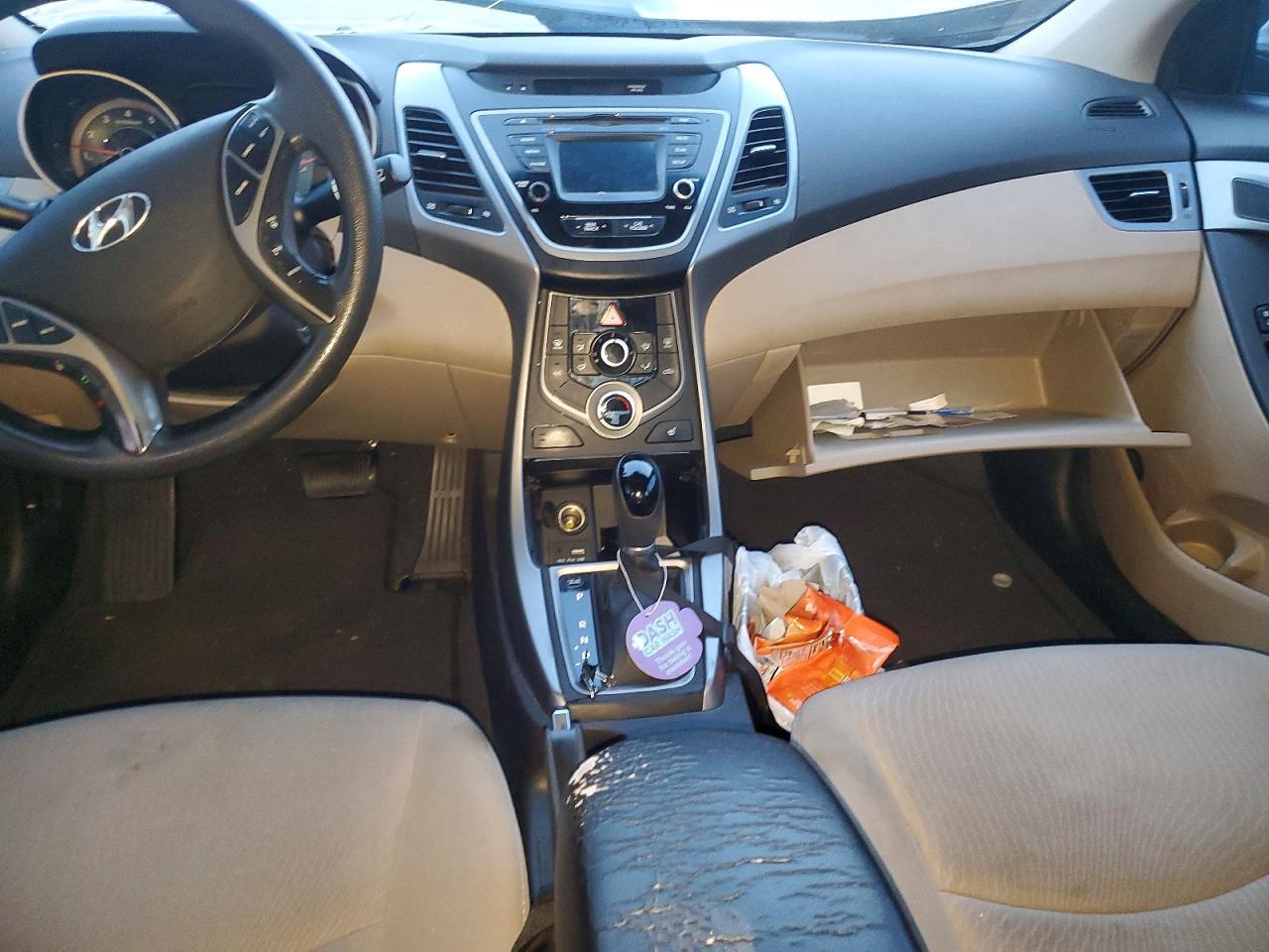 2014 Hyundai Elantra Se - zdjęcie 8