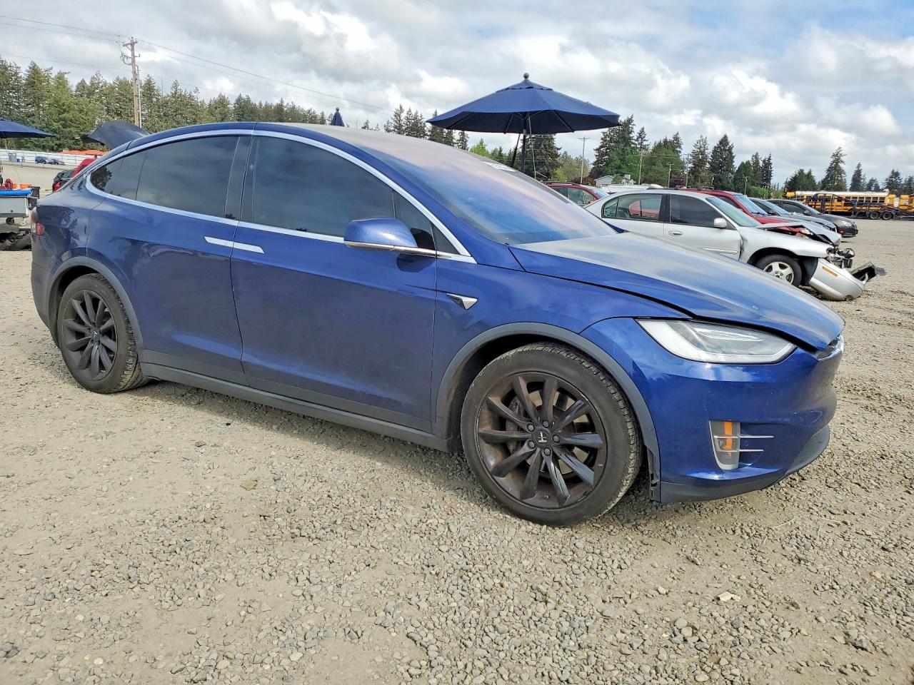 2018 Tesla Model X - zdjęcie 4