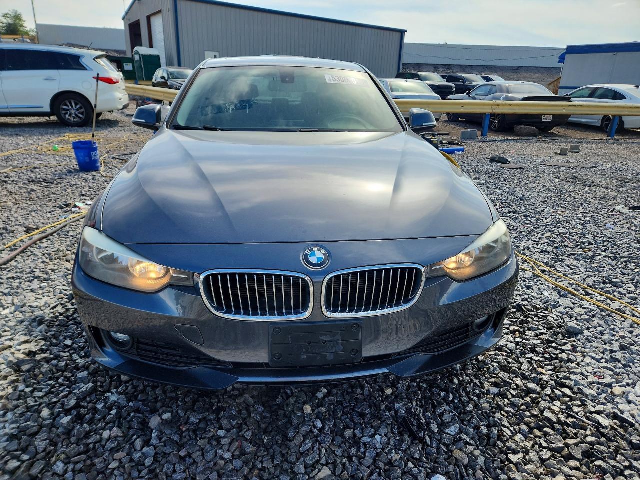 2014 BMW 320 I xDrive - zdjęcie 5