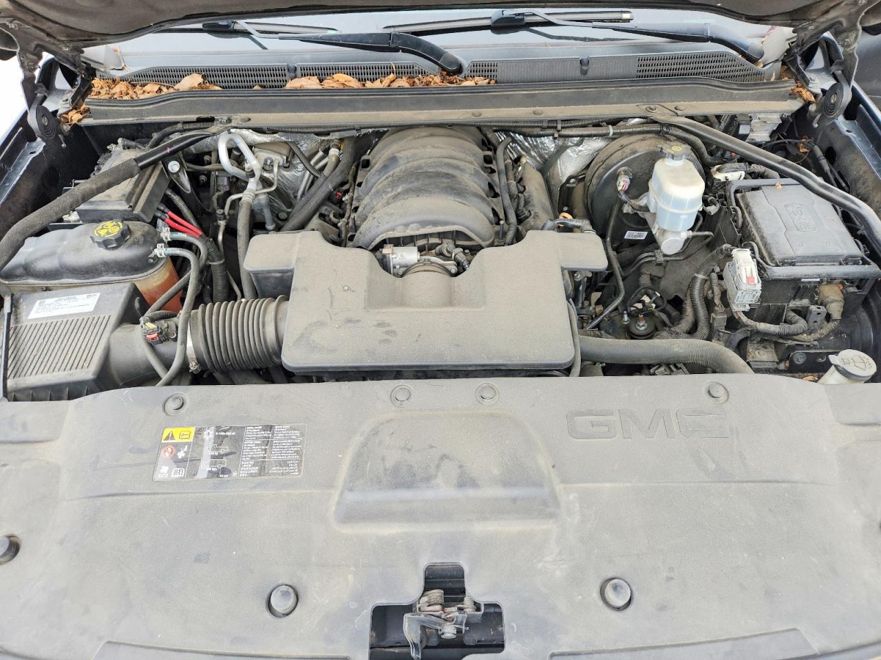 2016 GMC Yukon Denali - zdjęcie 12