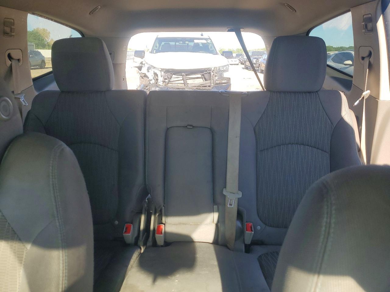 2015 Chevrolet Traverse Ls - zdjęcie 10