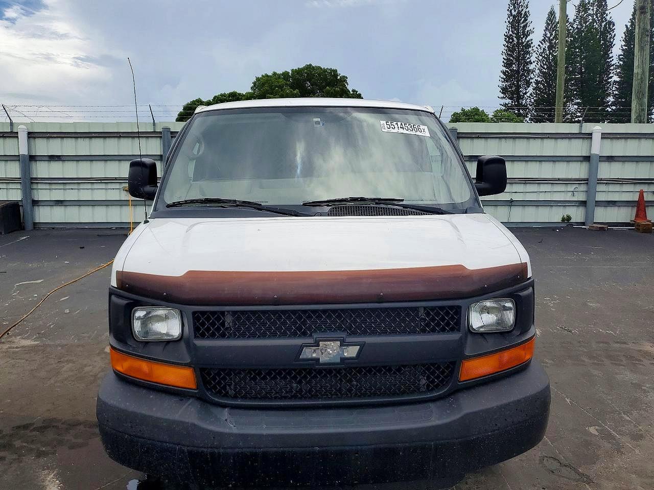 2015 Chevrolet Express G3500 - zdjęcie 5