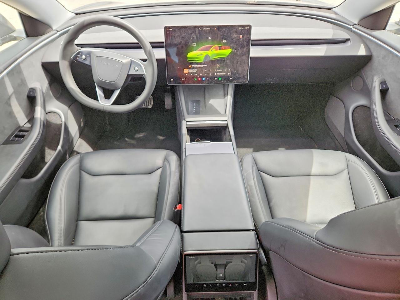 2025 Tesla Model 3 - zdjęcie 8