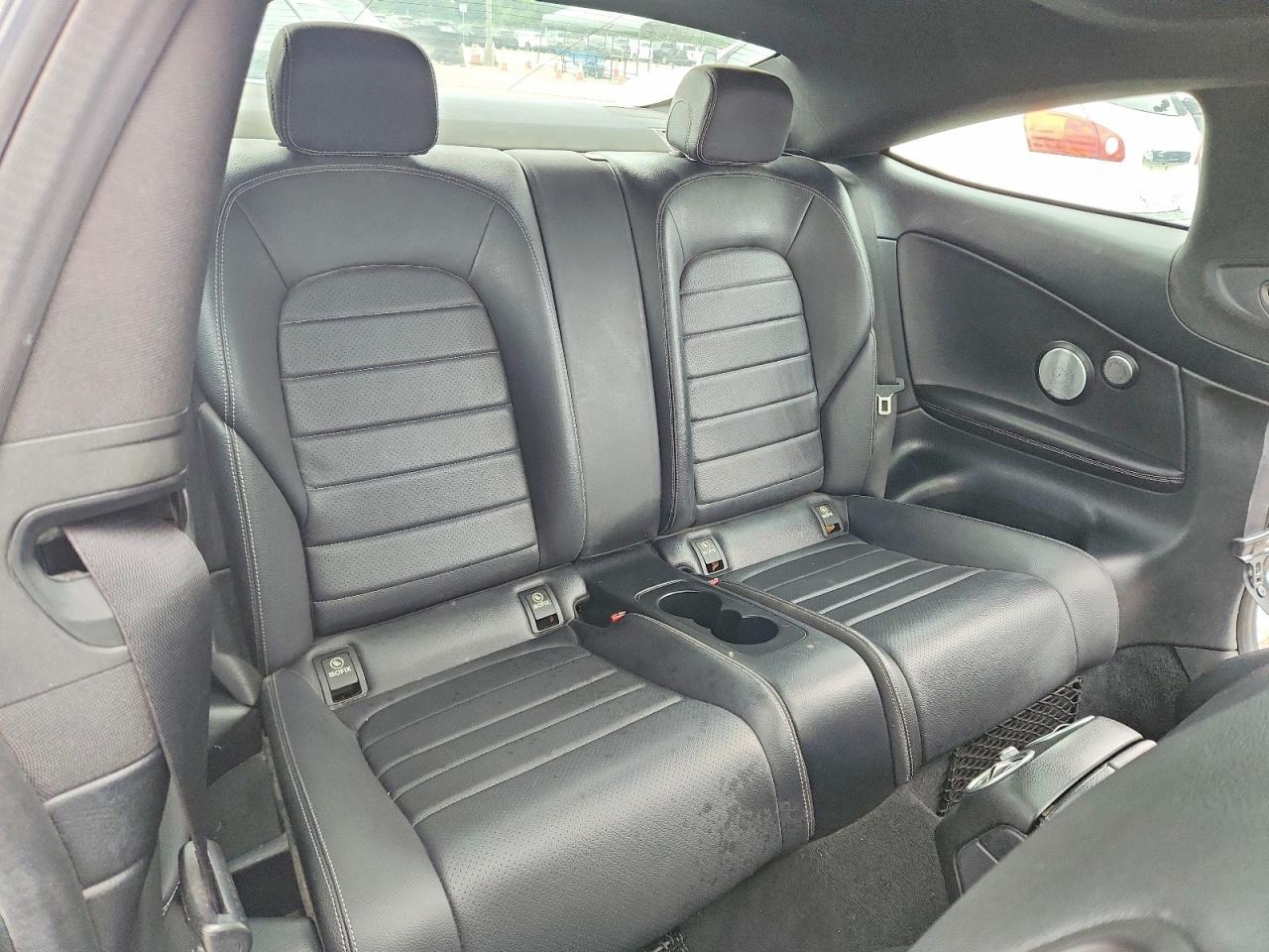 2019 Mercedes-Benz C 300 4Matic - zdjęcie 10