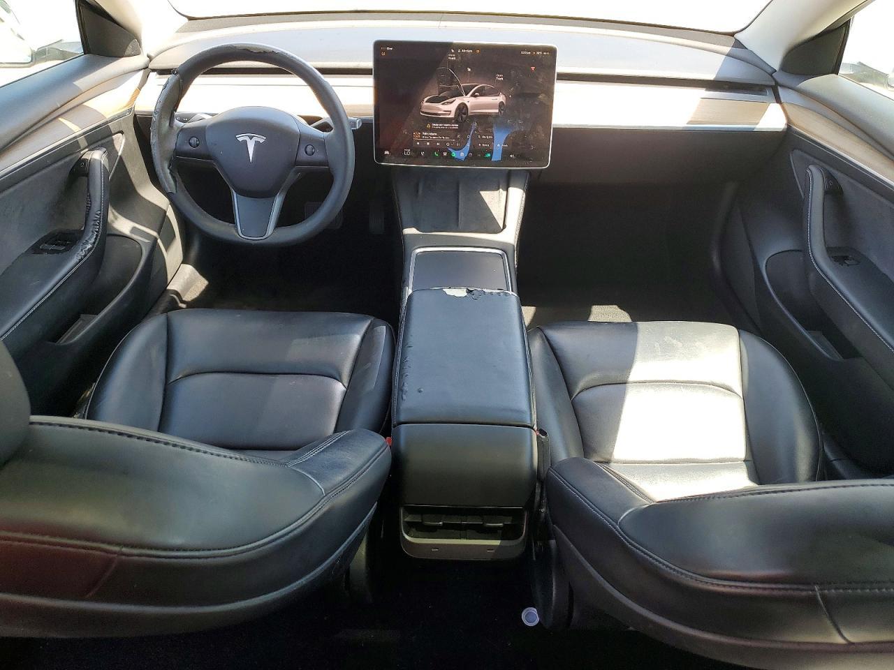 2022 Tesla Model 3 - zdjęcie 8
