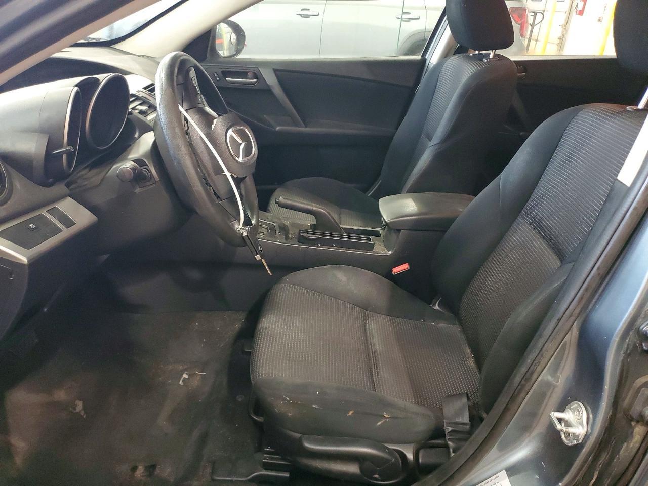 2013 Mazda 3 I - zdjęcie 7