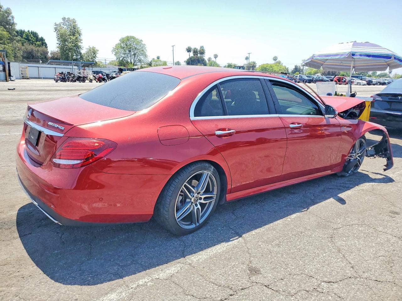 2019 Mercedes-Benz E 300 - zdjęcie 3