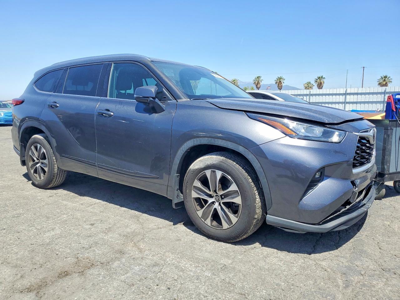 2020 Toyota Highlander Xle - zdjęcie 4