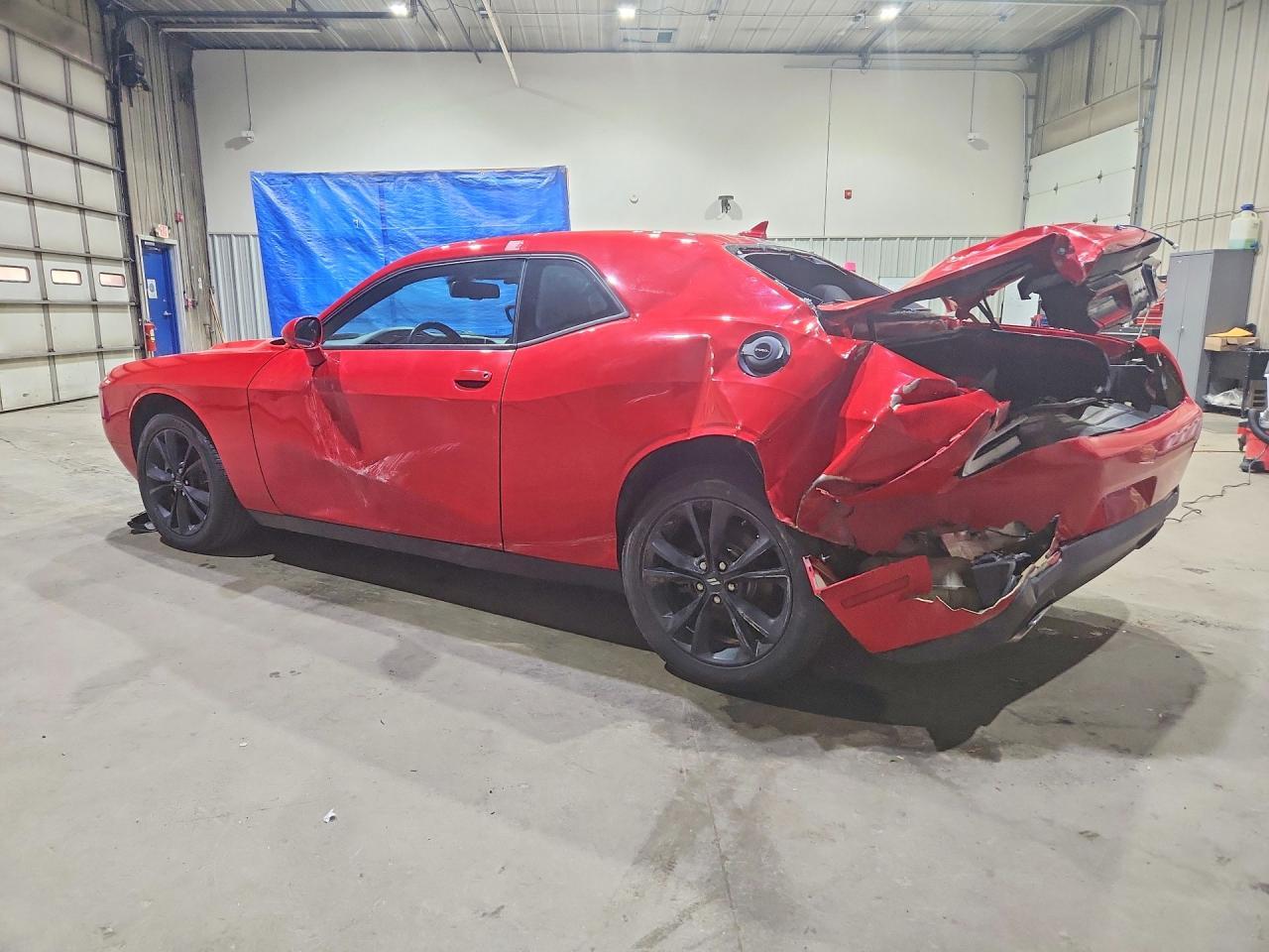2021 Dodge Challenger Sxt - zdjęcie 2