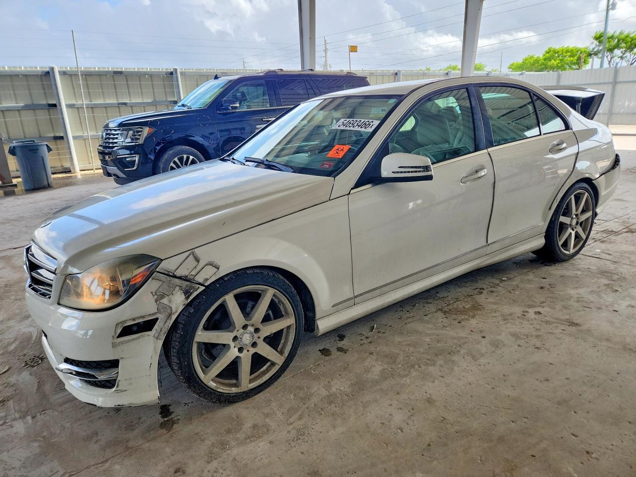 2014 Mercedes-Benz Klasa C