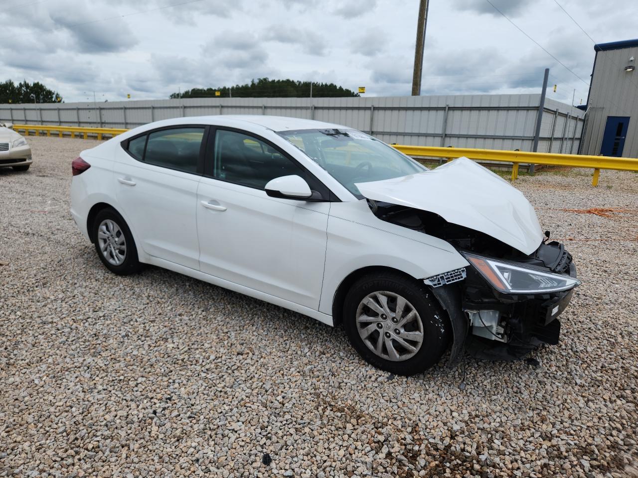 2019 Hyundai Elantra Se - zdjęcie 4