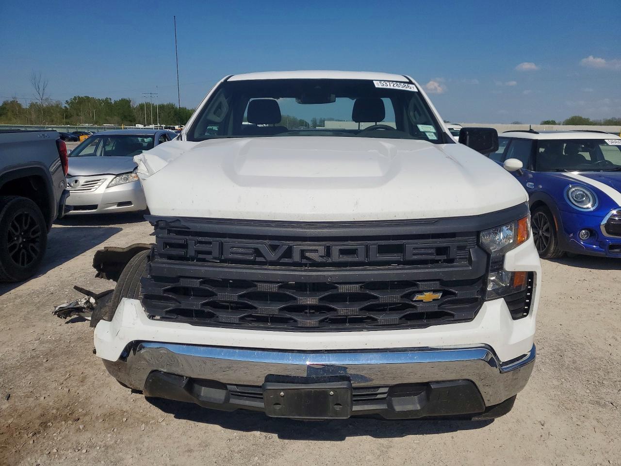 2022 Chevrolet Silverado C1500 - zdjęcie 5