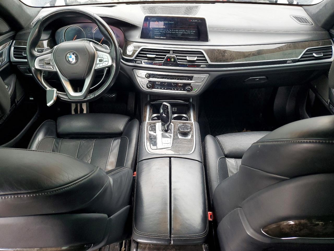 2017 BMW 750 Xi - zdjęcie 8
