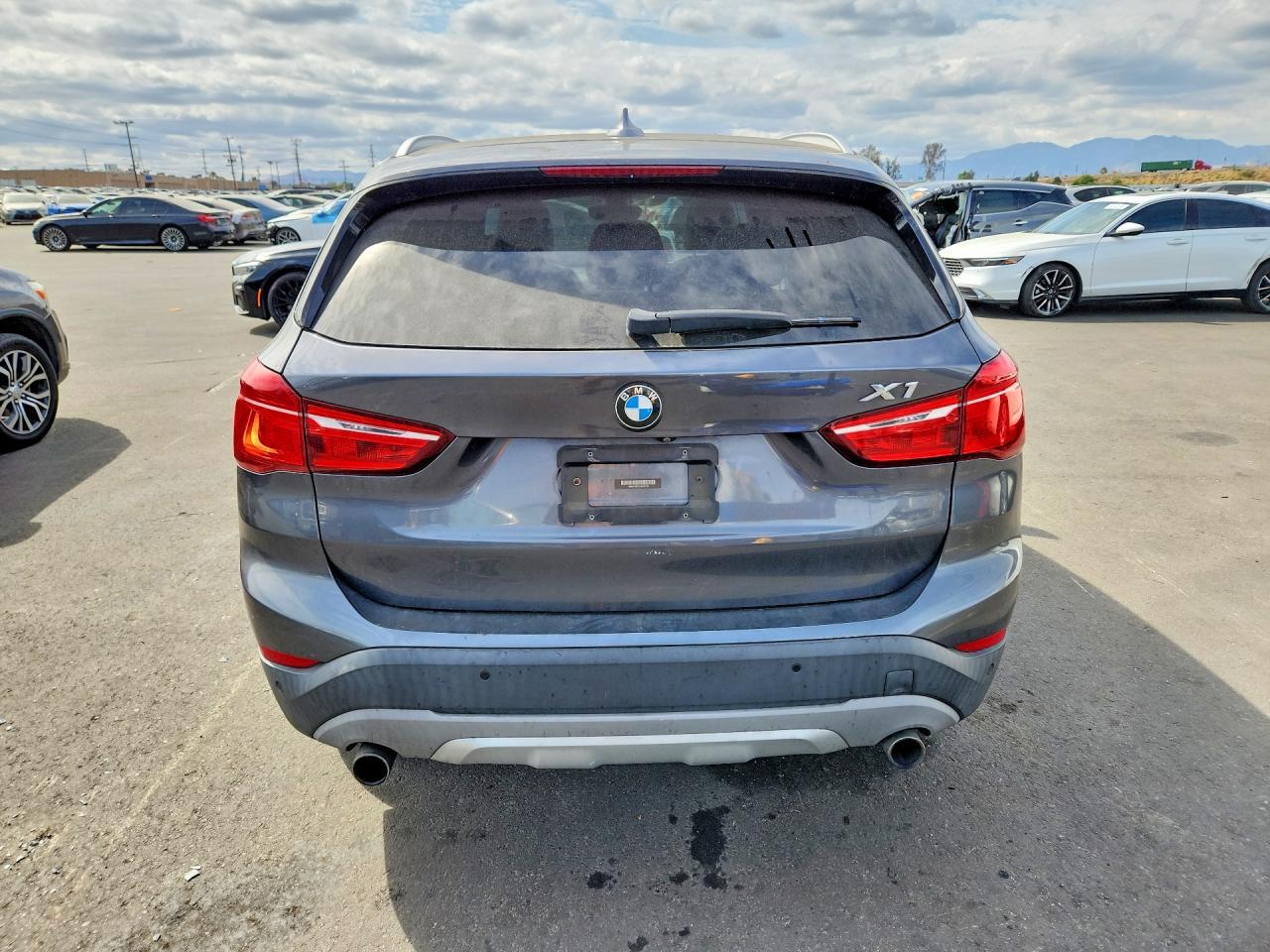 2016 BMW X1 xDrive28I - zdjęcie 6