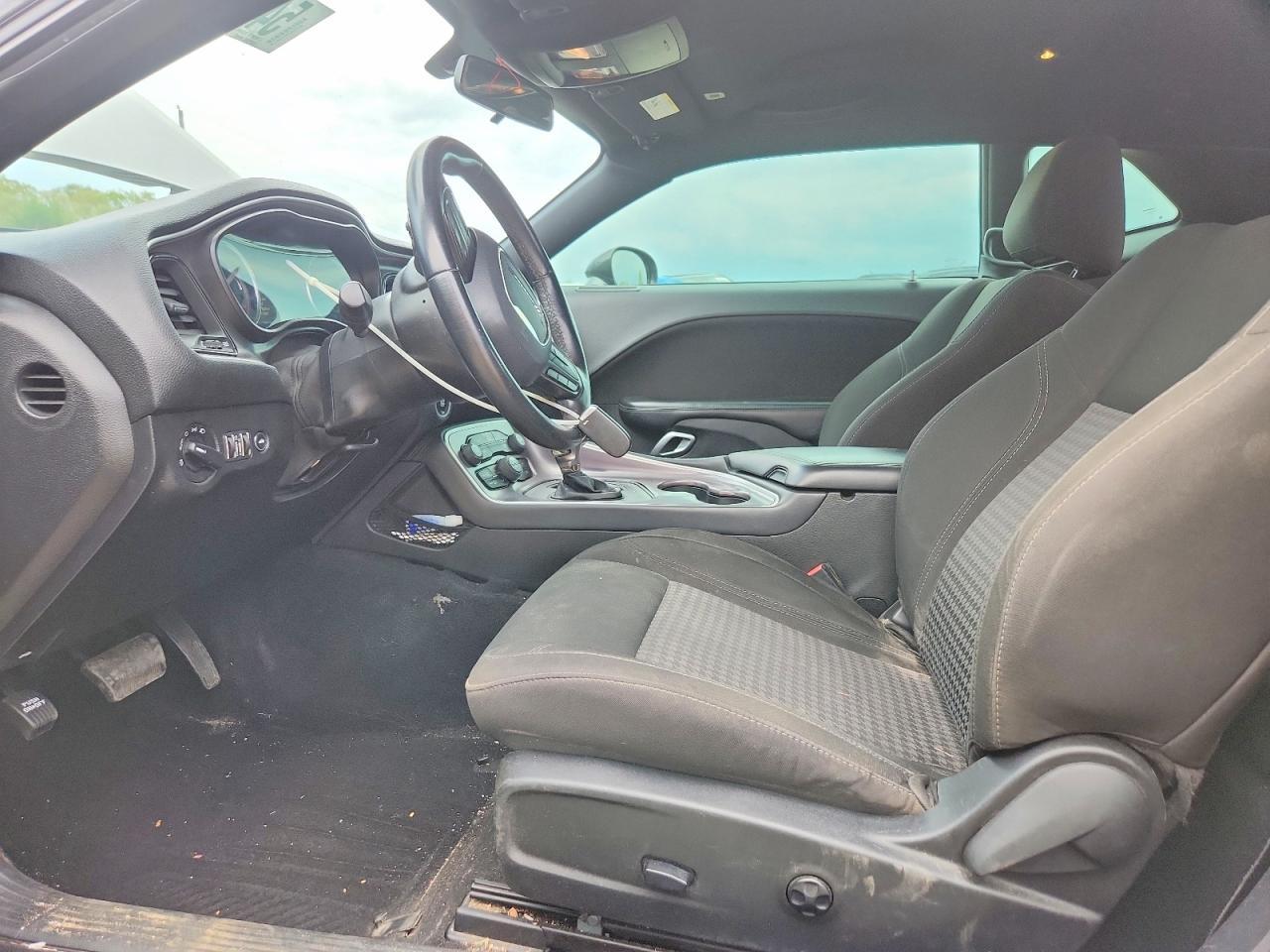 2020 Dodge Challenger Sxt - zdjęcie 7